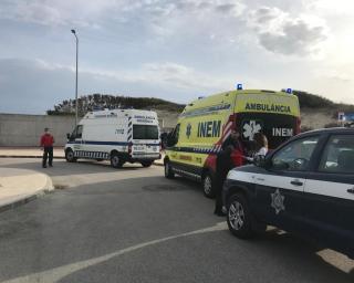 Estação salva-vidas resgata Moldavo em dificuldades na praia da Torreira.