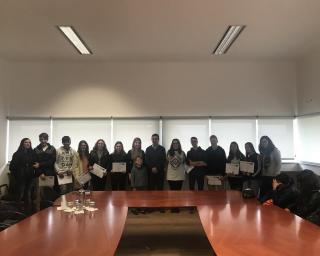 Jovens de Vagos recebem certificados de participação no Programa Nacional de Vigilância Bandeira Azul.