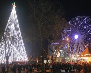 Vai começar a instalação das iluminações de Natal em Aveiro.