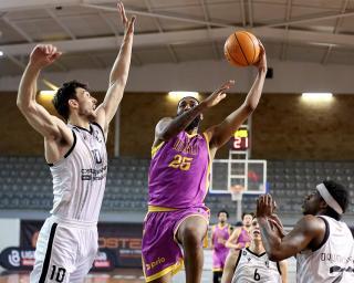 Basquetebol: Illiabum perdeu em Guimarães.